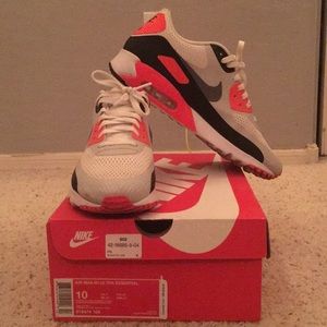 Nike Air Max 90 infrared ultra essential